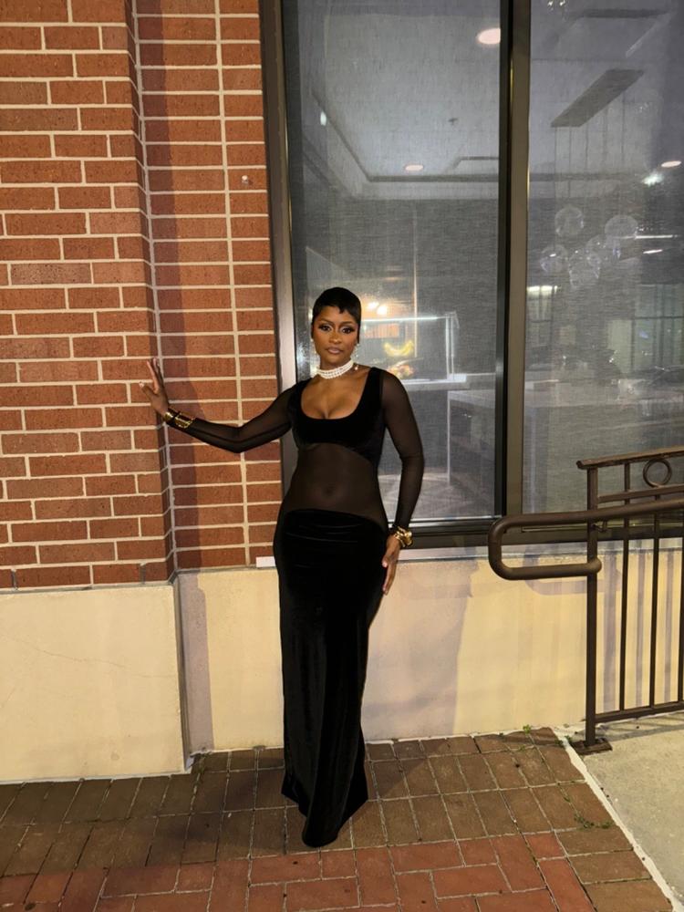 Enigma Velvet and Sheer Mesh Gown- Black - Customer Photo From Desheka Sanders