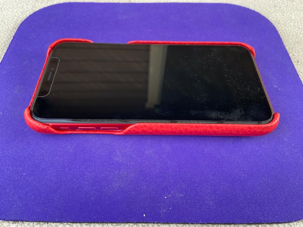 Customizable Grip iPhone 11 Leather Case - Customer Photo From Frank Olague