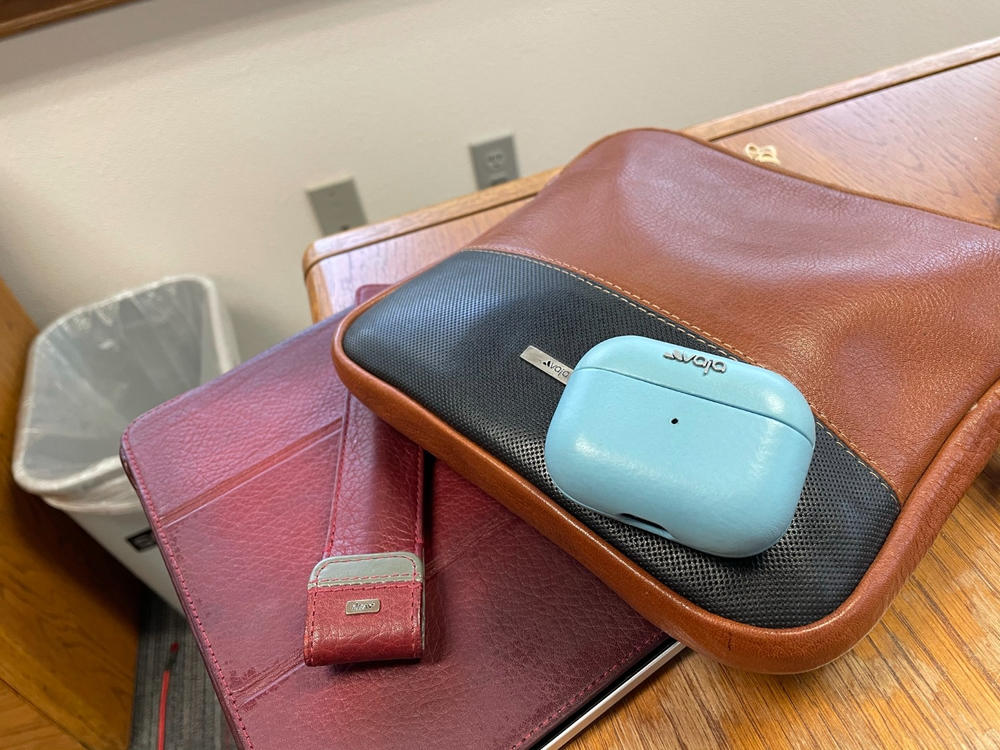 Airpods Leather Accesories - Vaja