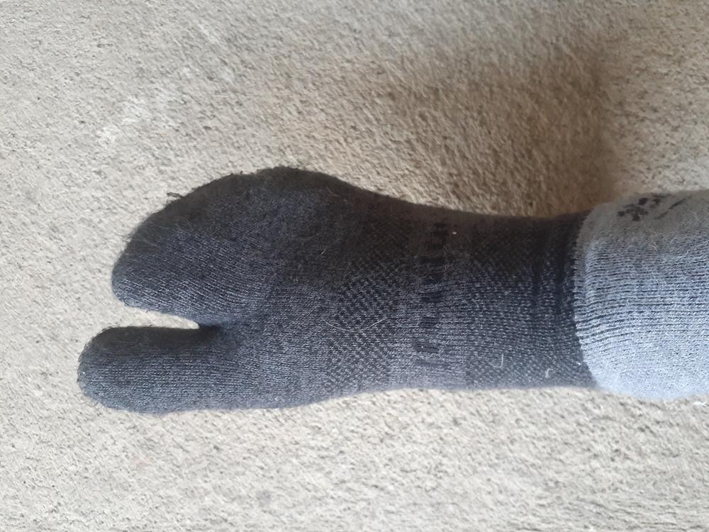 Neapolitan Foot Glove Socks