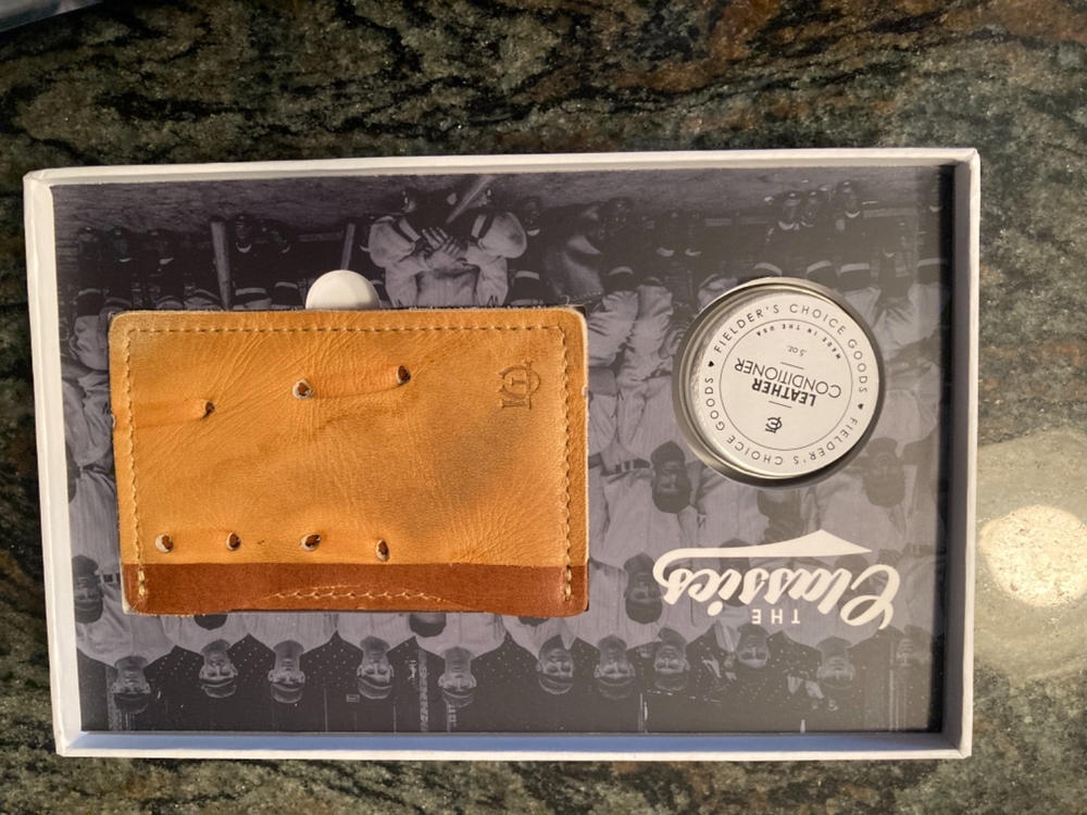 Card Case - Customer Photo From Anonymous