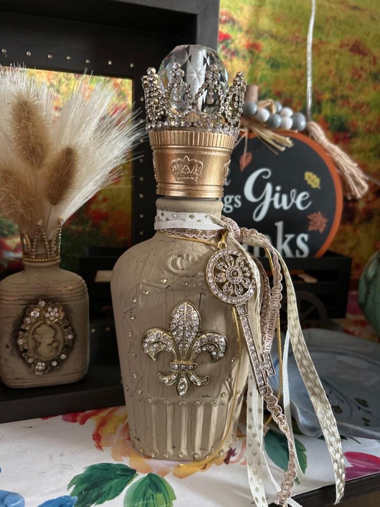 Fleur de Lis Pack - Antique Bronze - Customer Photo From Beth Beck