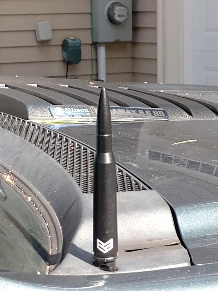 CHEVY & GMC BULLET ANTENNA Ronin Factory®