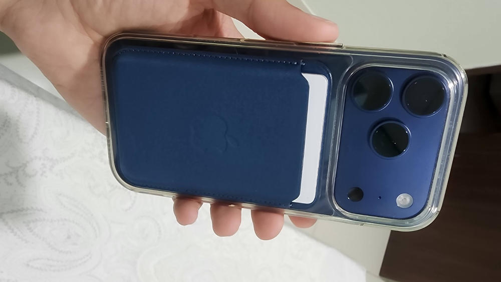 Furper Apple Leather Wallet with MagSafe For Apple iPhone - Customer Photo From Abhishek Toshniwal