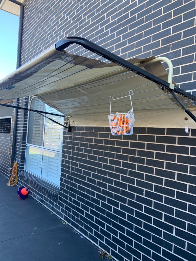 Fold Down Clothesline Cover 2.1m to 2.4m CCFD2200 Lifestyle