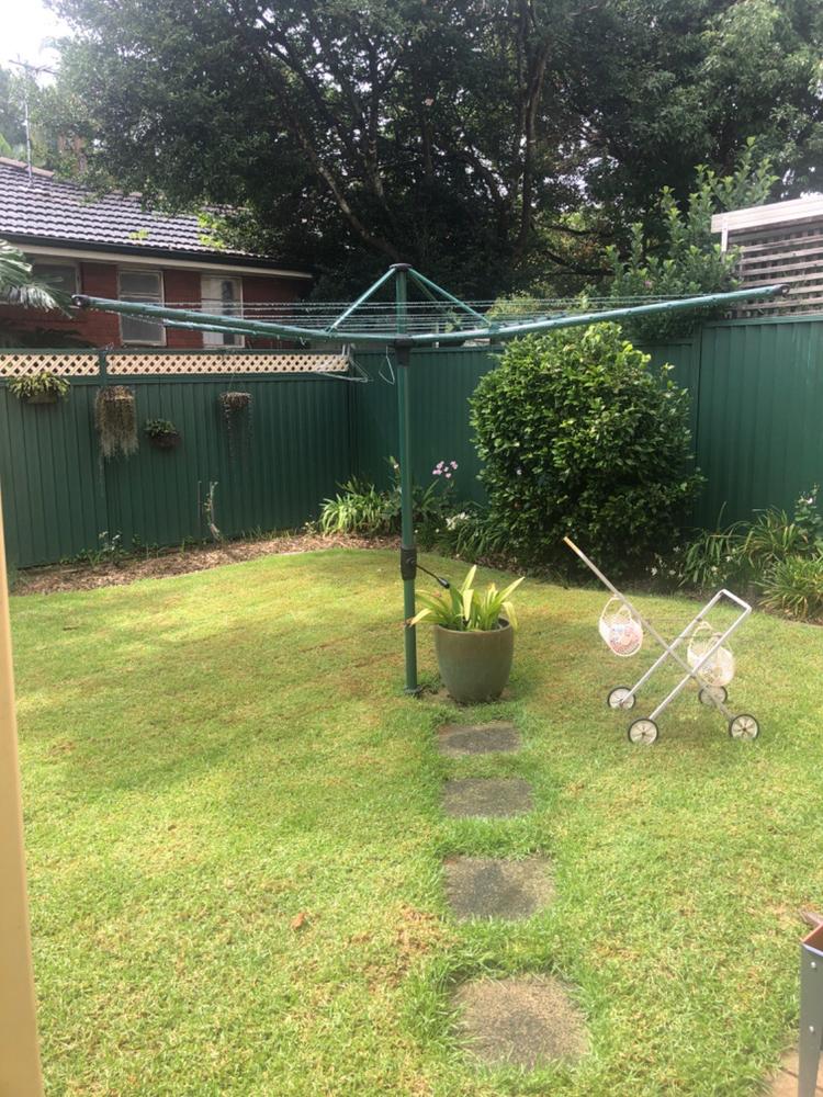 Hills Hoist 7 Line Rotary Clothesline - Customer Photo From Ian Blackie
