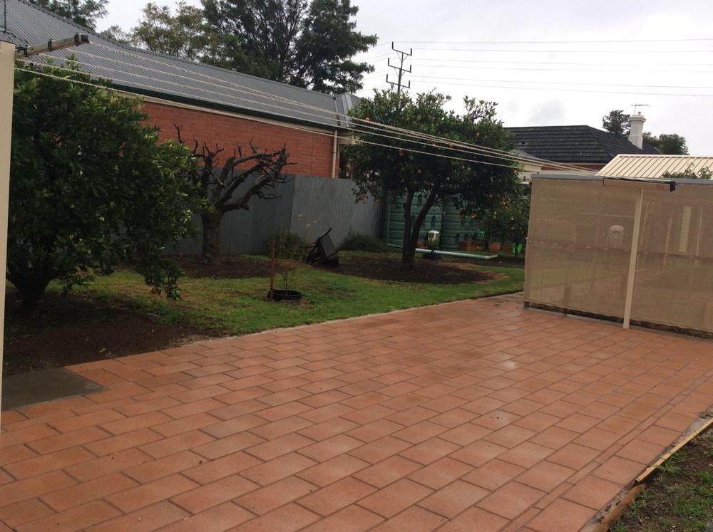 Austral Retractaway Clothesline Post - Customer Photo From Ann P.