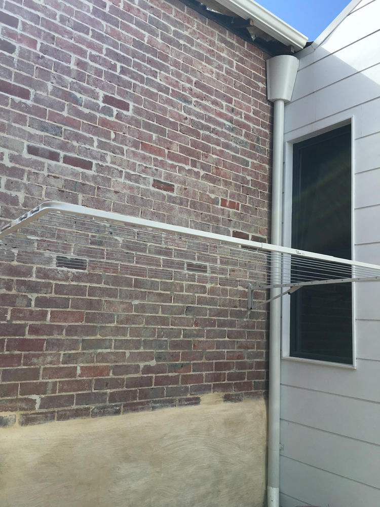 Austral Standard 28 Fold Down Clothesline Lifestyle Clotheslines