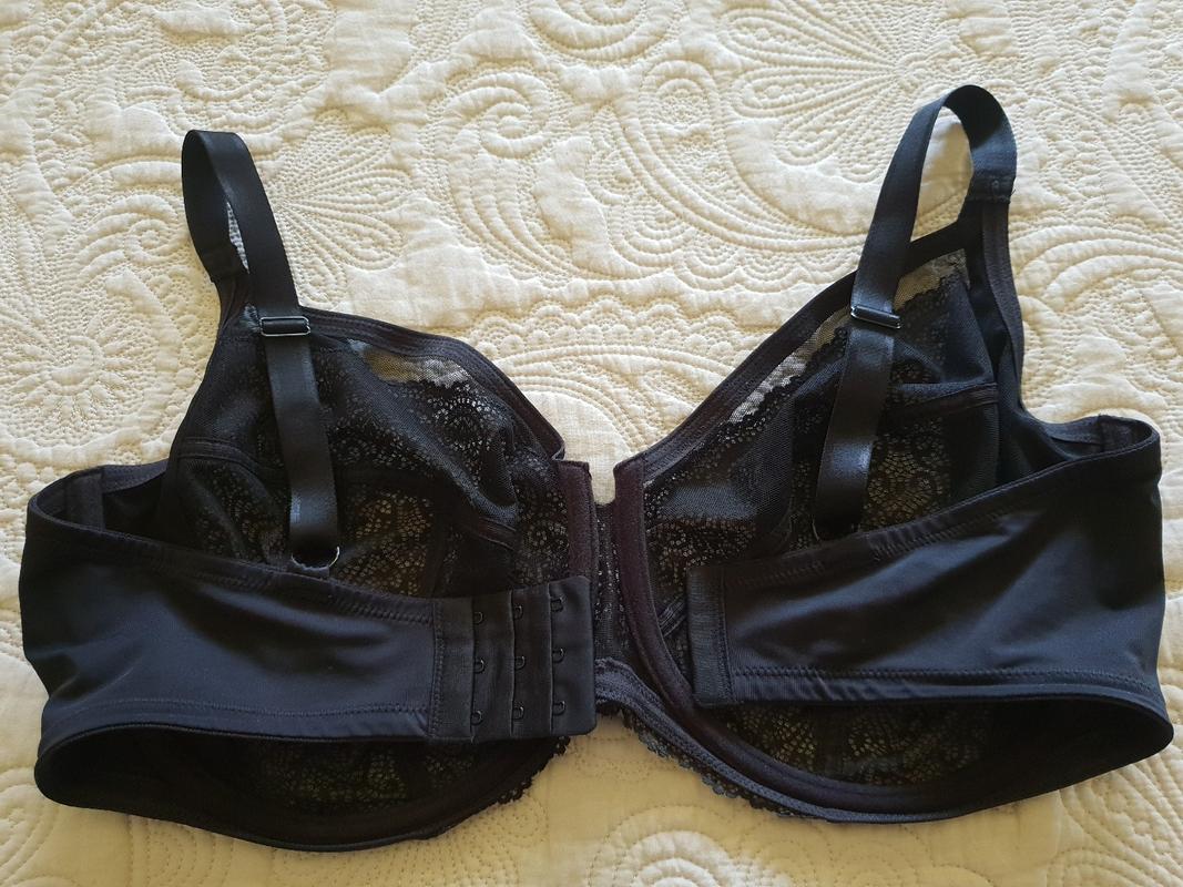 Triumph Sheer Bra Black Curvy