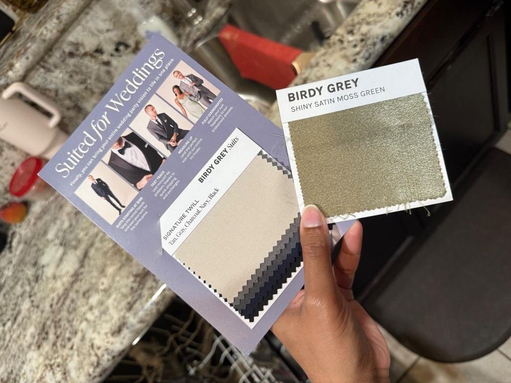 Swatch - Shiny Satin in Moss Green - Customer Photo From Resma mathew Vattathara joseph
