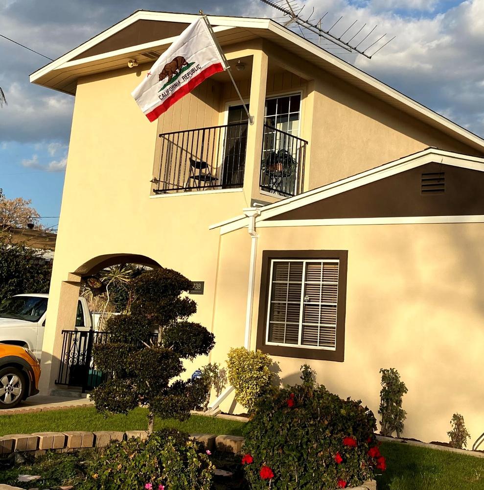 Professional Grade Wall Flag Pole - Customer Photo From Clinton Combs
