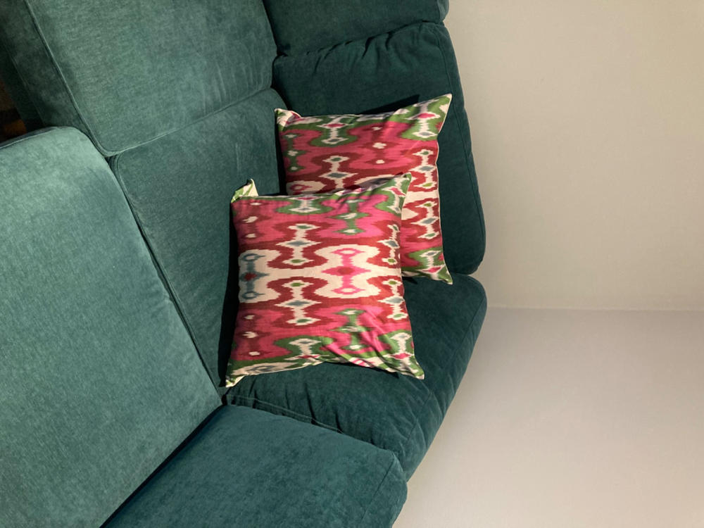 IKAT cushion cover - Bright Pink and Green 50 x 50 cm - Customer Photo From Carina Egeriis