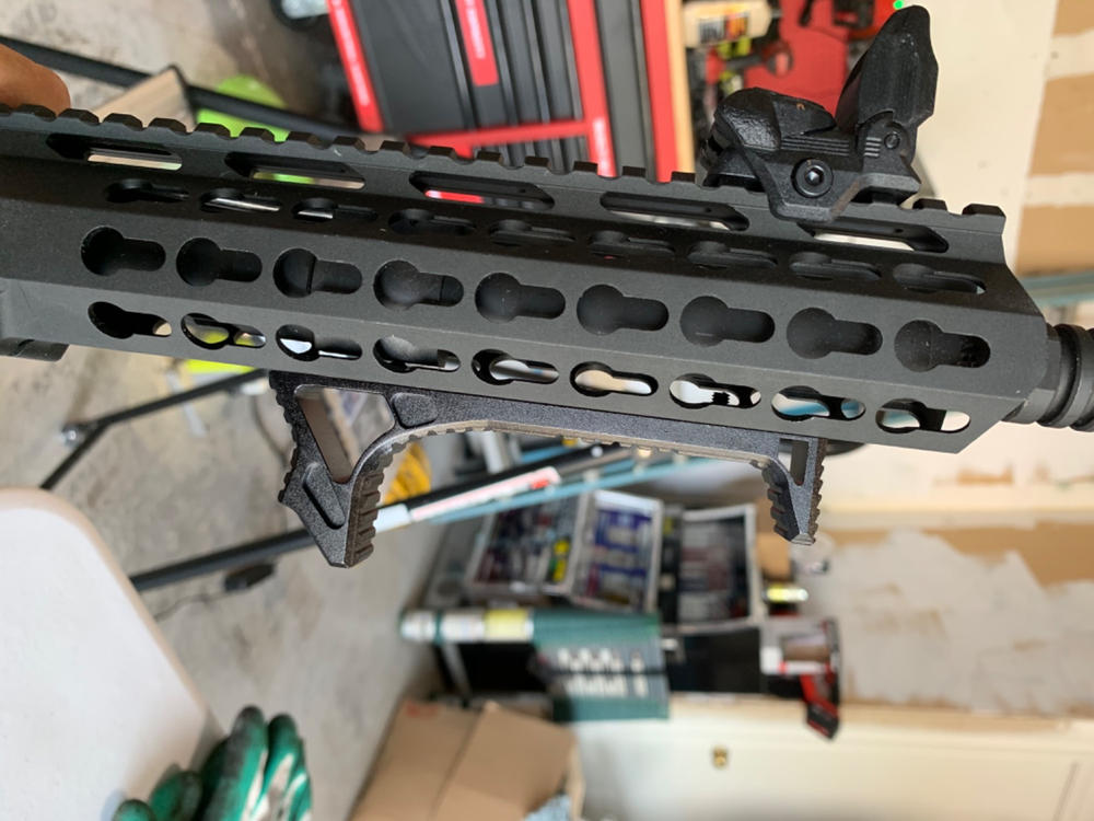 Curved Angled Foregrip Front Grip Fits KeyMod Handguard Rails for RPR All Metal - Customer Photo From khanh hinh