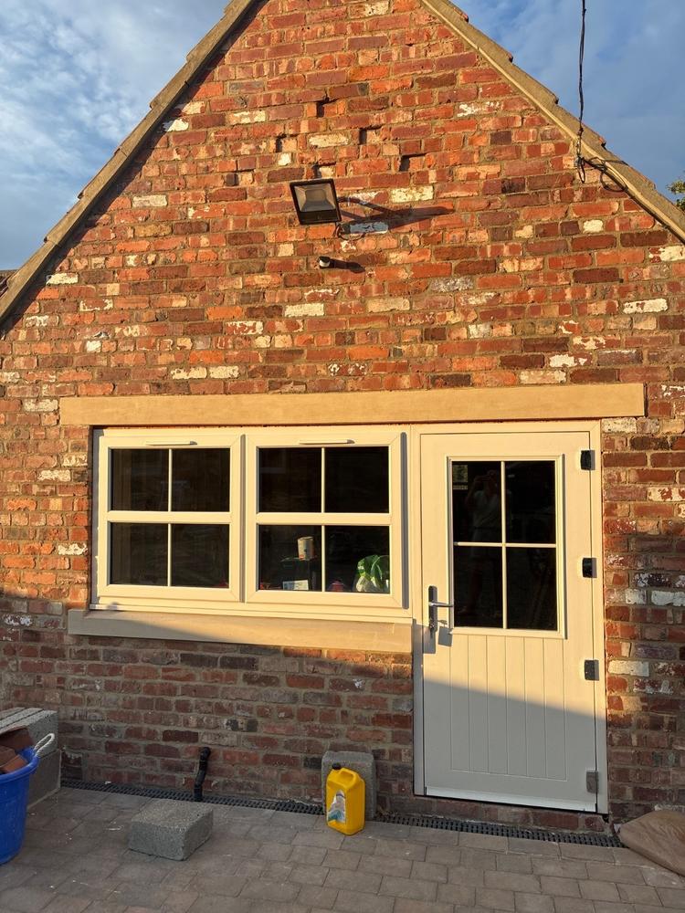 HIGHCLIFFE 18 - Customer Photo From Rachel S.