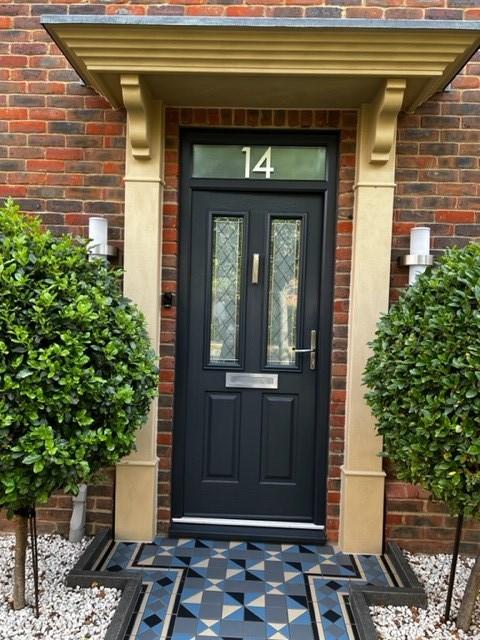 BUFF 04 - Customer Photo From Anonymous