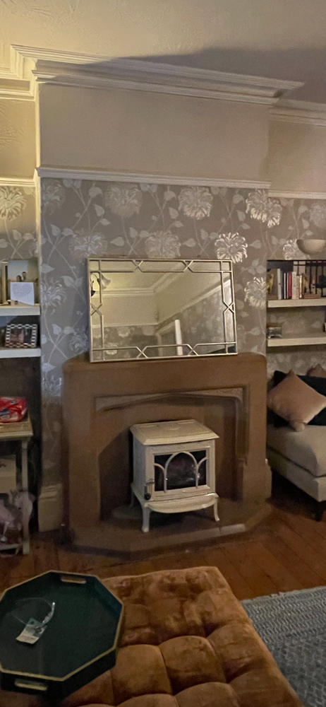 LAMPORT 38 - Customer Photo From Hira Syed
