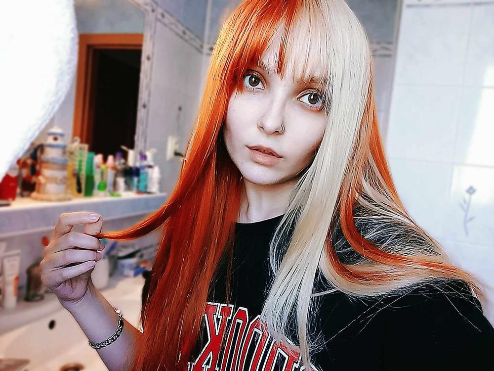 Orange Curly Blonde Synthetic Wig HW268 - Customer Photo From LAURA