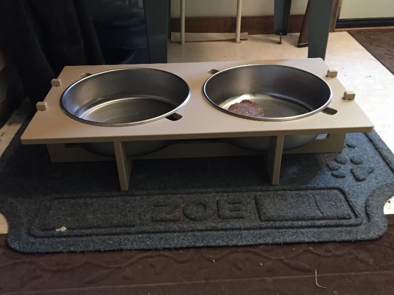Rise Pet Bowl Stand, for Extra Large Dog Bowls - Customer Photo From Debbie Tilson