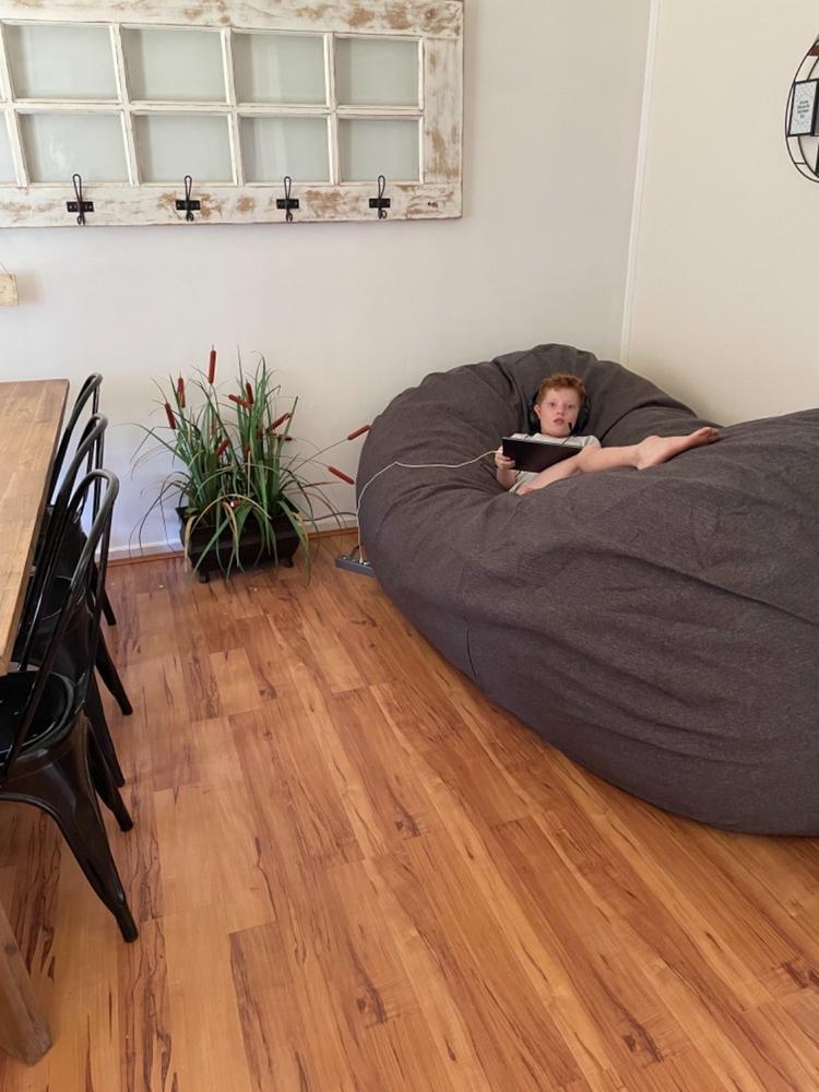 LOUNGE KLOUD (XXL) - Charcoal...Linen - Customer Photo From Brodie Beasy