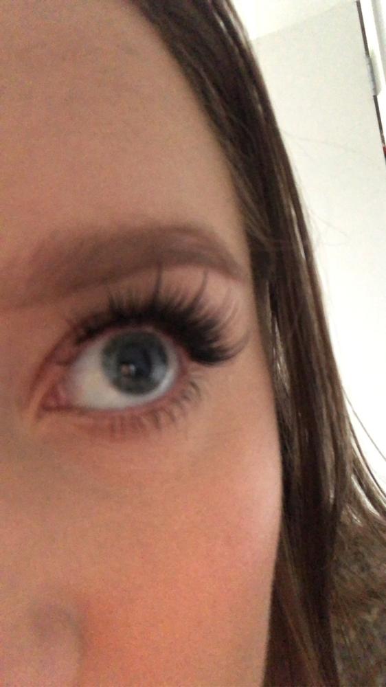 "The Brave" False Lashes - Customer Photo From Courtney