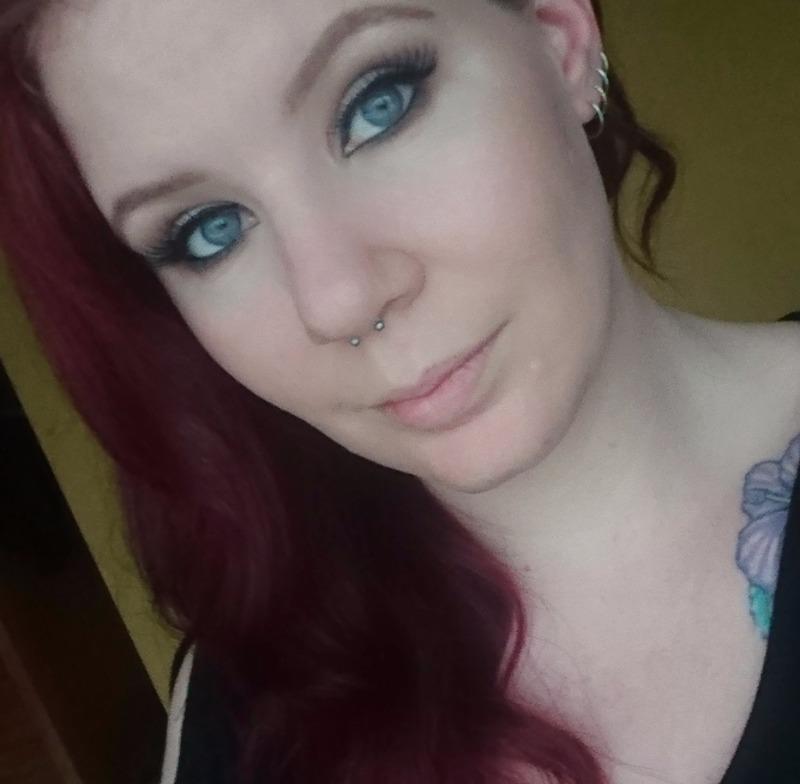 "The Feline" False Lashes - Customer Photo From Traci D.