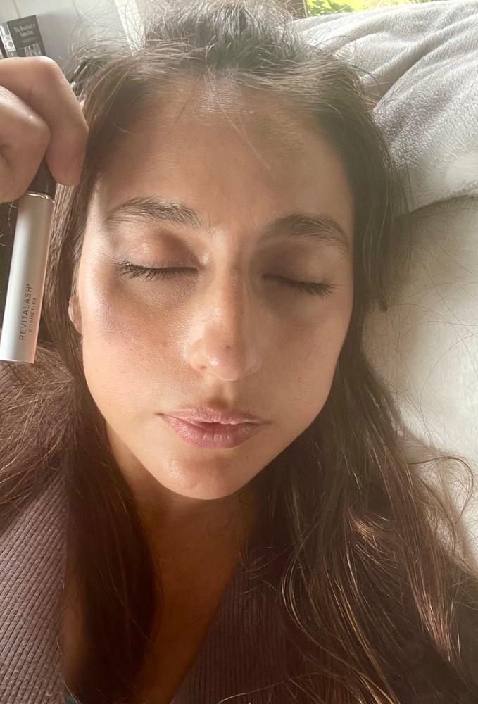 RevitaLash Advanced (3 Month Supply 2mL) - Customer Photo From Elizabeth Ryan
