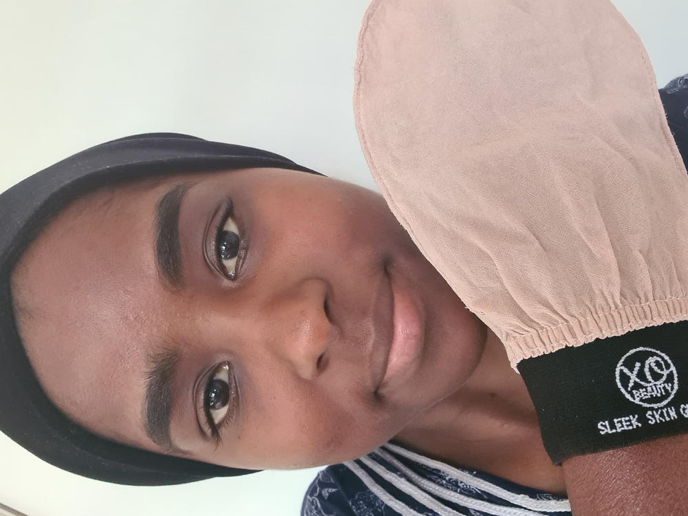 Sleek Skin Exfoliation Glove - Customer Photo From Fatumata Bah