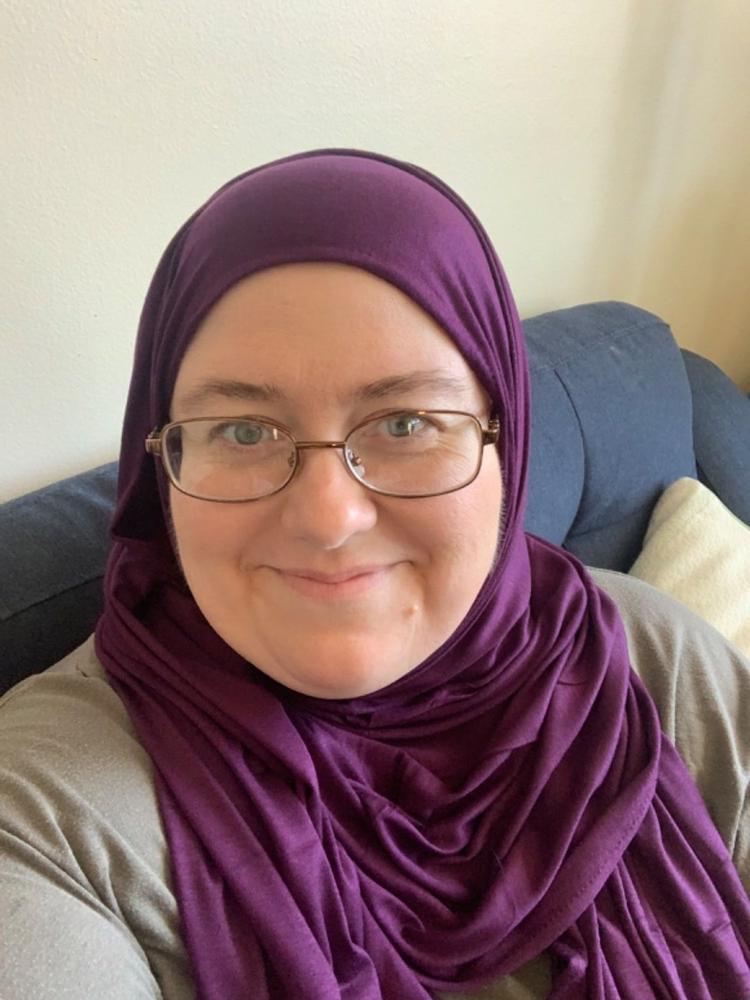 Jersey Hijab - Luscious Plum - Customer Photo From Noelle Boughanmi