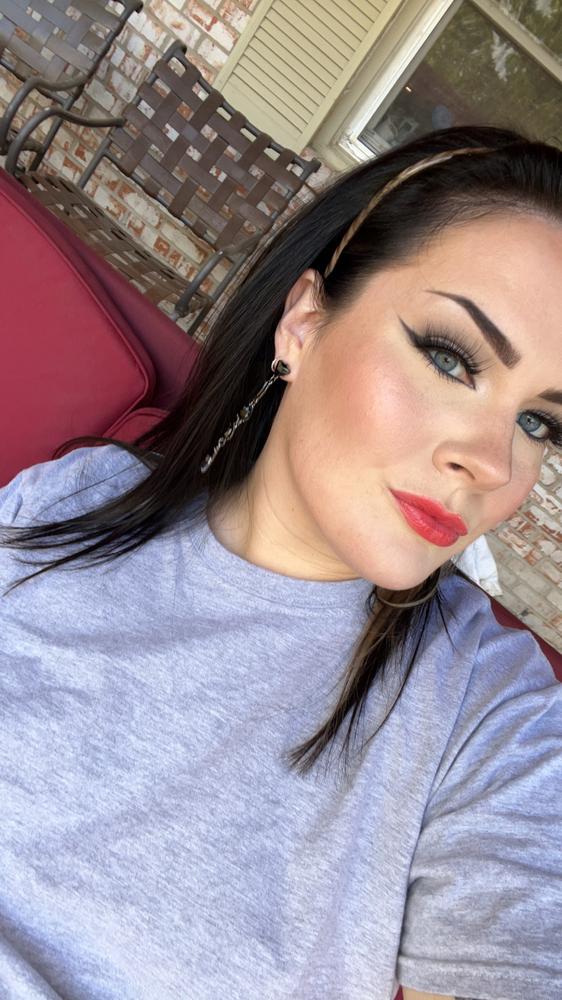 The Black Orb Enigmatic Kohl Eyeliner: Abyss - Customer Photo From Kayla F