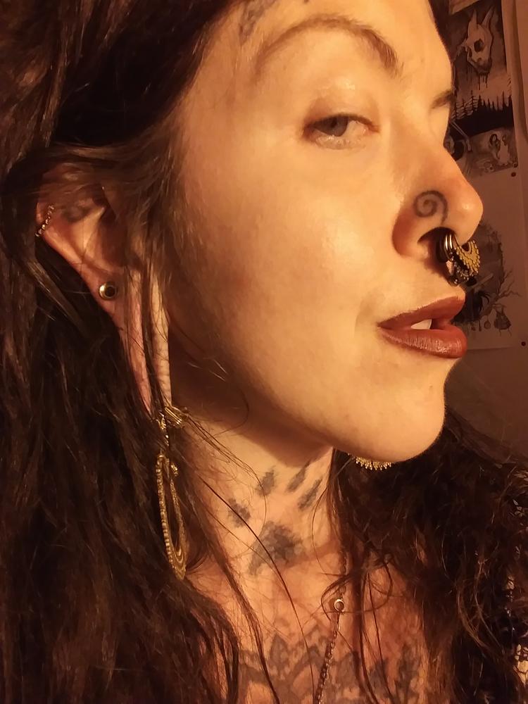 Forbidden Lipstick: Ravenous - Customer Photo From C