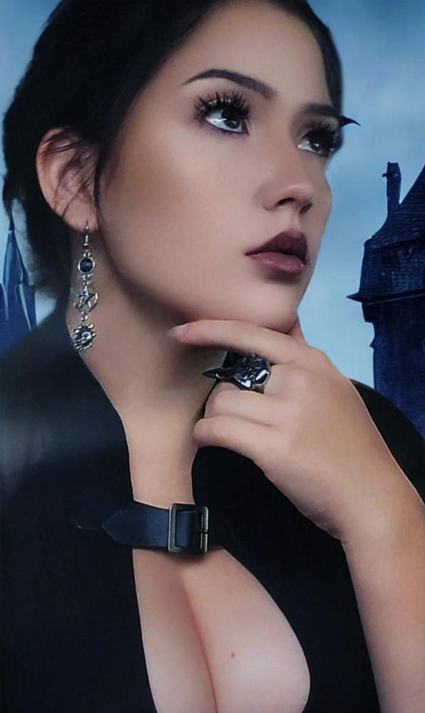Thorn Bite Peptide Plump Crème Lip Oil: Black Thorn - Customer Photo From Cheyenne