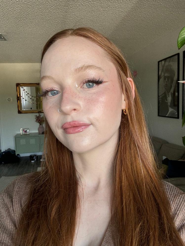 3 Drop Weightless Serum Foundation - Customer Photo From Erin