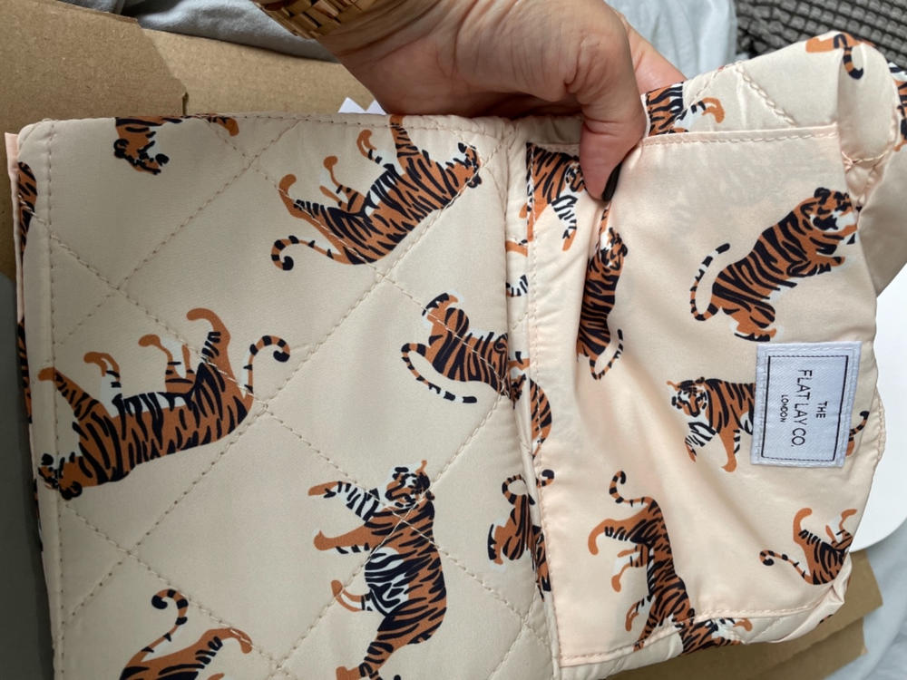 Tigers Open Flat Makeup Bag 50cm - Customer Photo From Melanie Birch