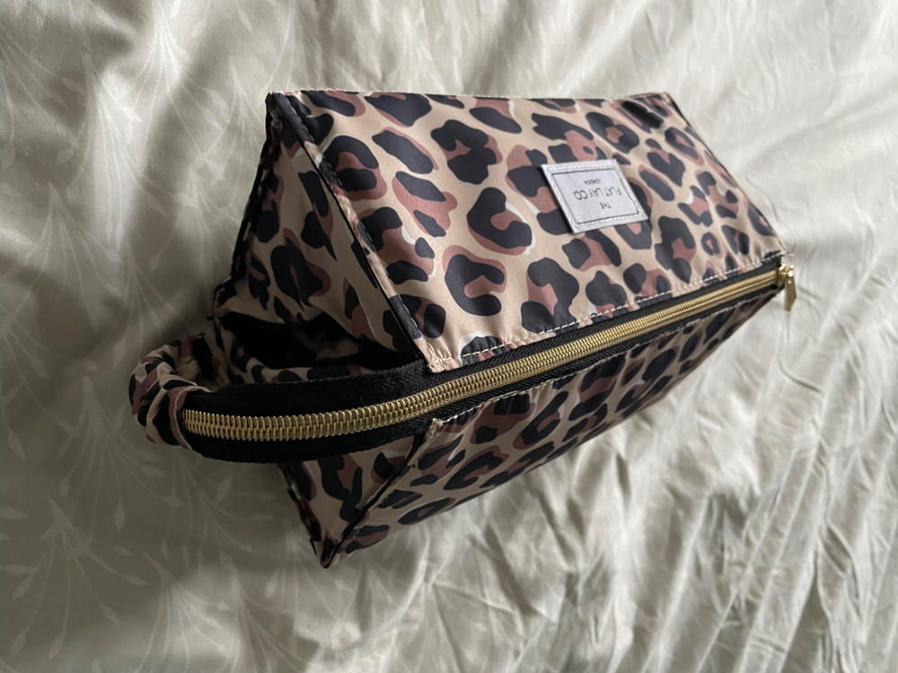 XXL Makeup Box Bag and Tray in Leopard Print - Customer Photo From Leonora Clement