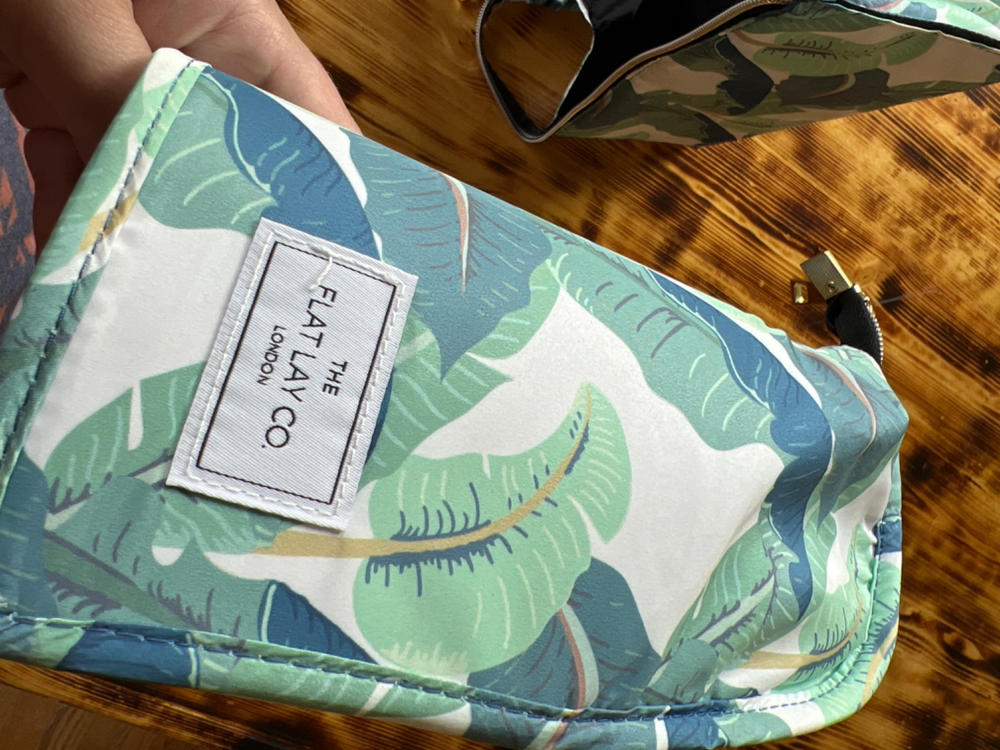 XXL Makeup Box Bag and Tray in Tropical Leaves - Customer Photo From Brandee Goddard