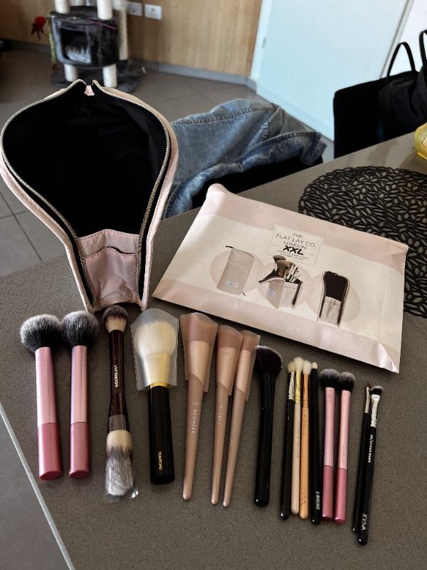 XXL Standing Makeup Brush Case in Blush Pink - Customer Photo From Julietta Weinberg