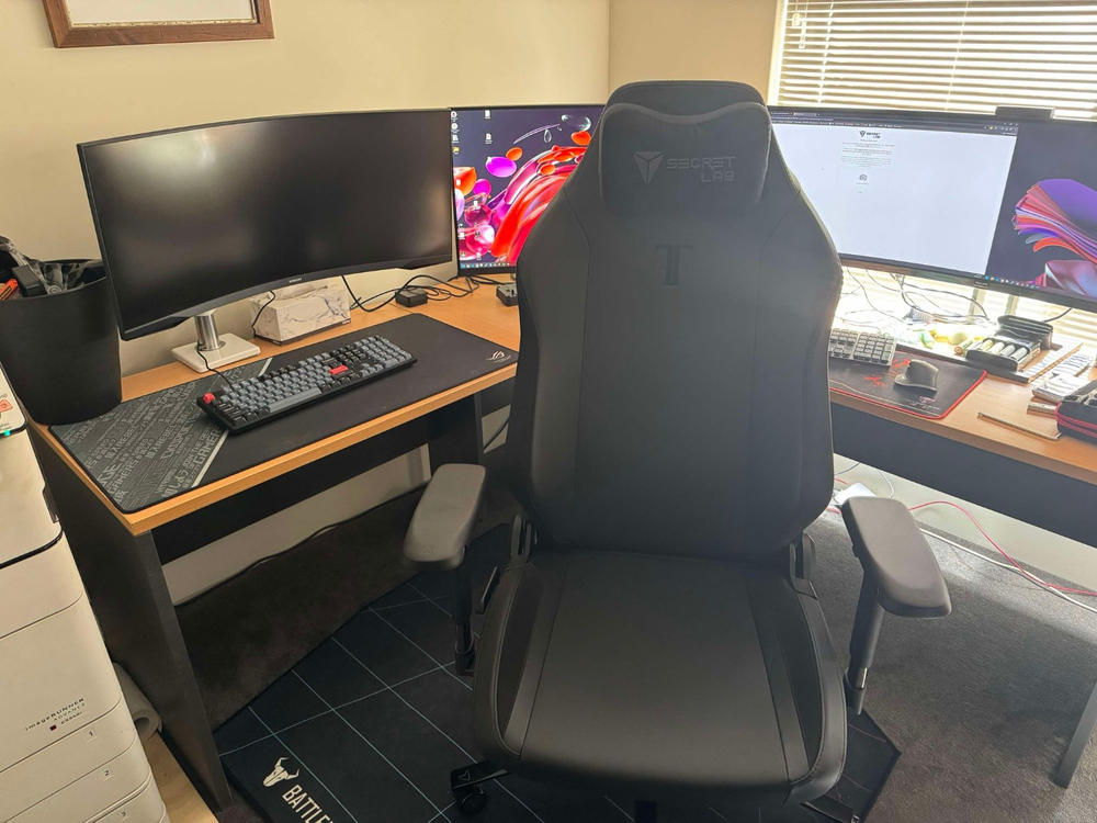 Secretlab TITAN Evo - XL - NEO Hybrid Leatherette (0108) - Customer Photo From Scott Clark