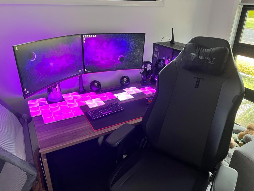 Secretlab TITAN Evo - XL - NEO Hybrid Leatherette (0108) - Customer Photo From Benjamin Whitley