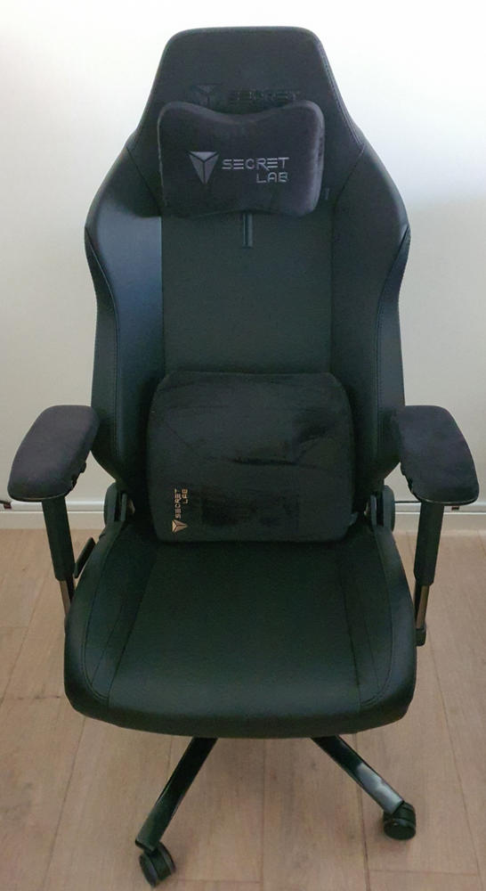 Secretlab TITAN Evo - XL - NanoGen™ Hybrid Leatherette (0108) - Customer Photo From Cameron Smith