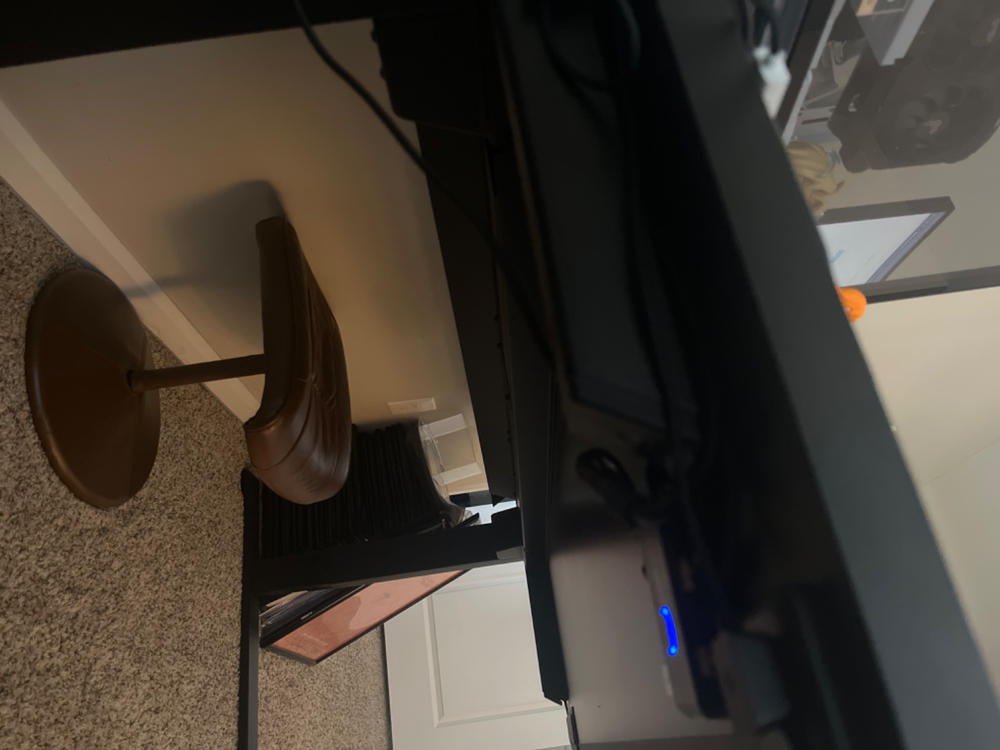 Secretlab Magnetic Cable Anchors (Set of 3) - Customer Photo From Michael Figliuolo