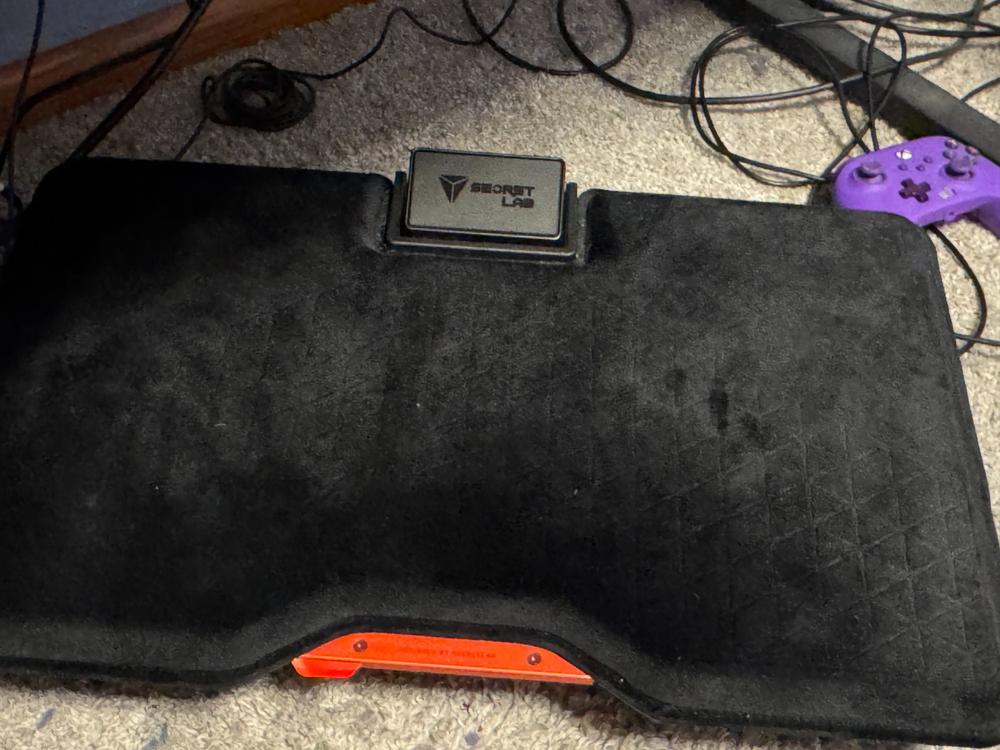 Secretlab Professional Footrest (CloudSwap™ Technology) - Customer Photo From Corey Bost