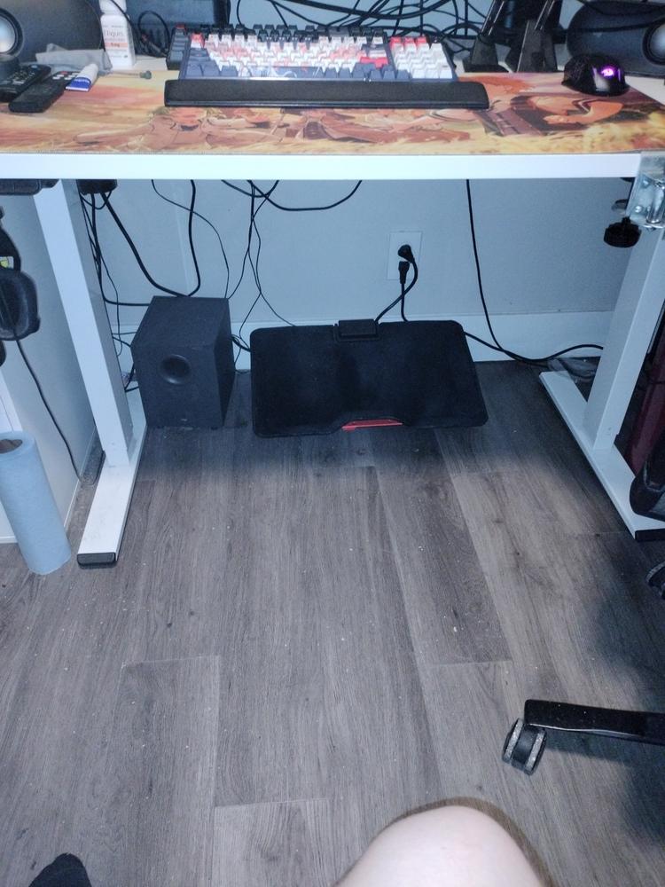 Secretlab Professional Footrest (CloudSwap™ Technology) - Customer Photo From Michael Martin