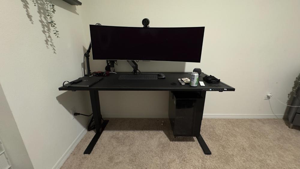 Secretlab MAGNUS Monitor Arm (Heavy Duty Edition) - Customer Photo From Jean Noel