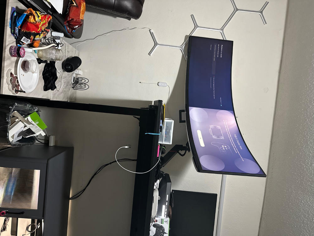 Secretlab MAGNUS Monitor Arm (Heavy Duty Edition) - Customer Photo From Calin Hogan