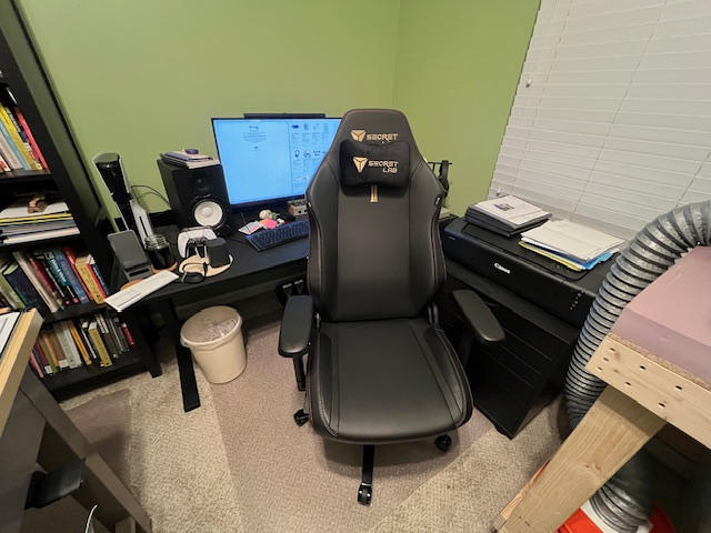 Secretlab TITAN Evo - Regular - NEO Hybrid Leatherette (0107) - Customer Photo From Denise Landon