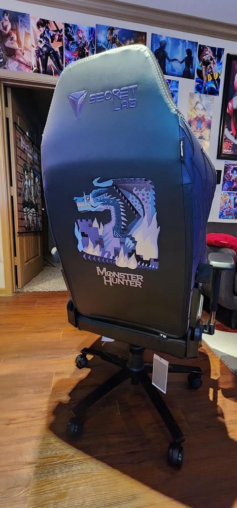 Secretlab TITAN Evo - Regular - NEO Hybrid Leatherette (0107) - Customer Photo From Jonathon Block