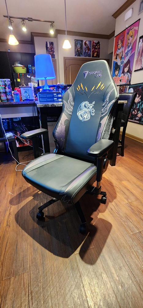 Secretlab TITAN Evo - Regular - NEO Hybrid Leatherette (0107) - Customer Photo From Jonathon Block