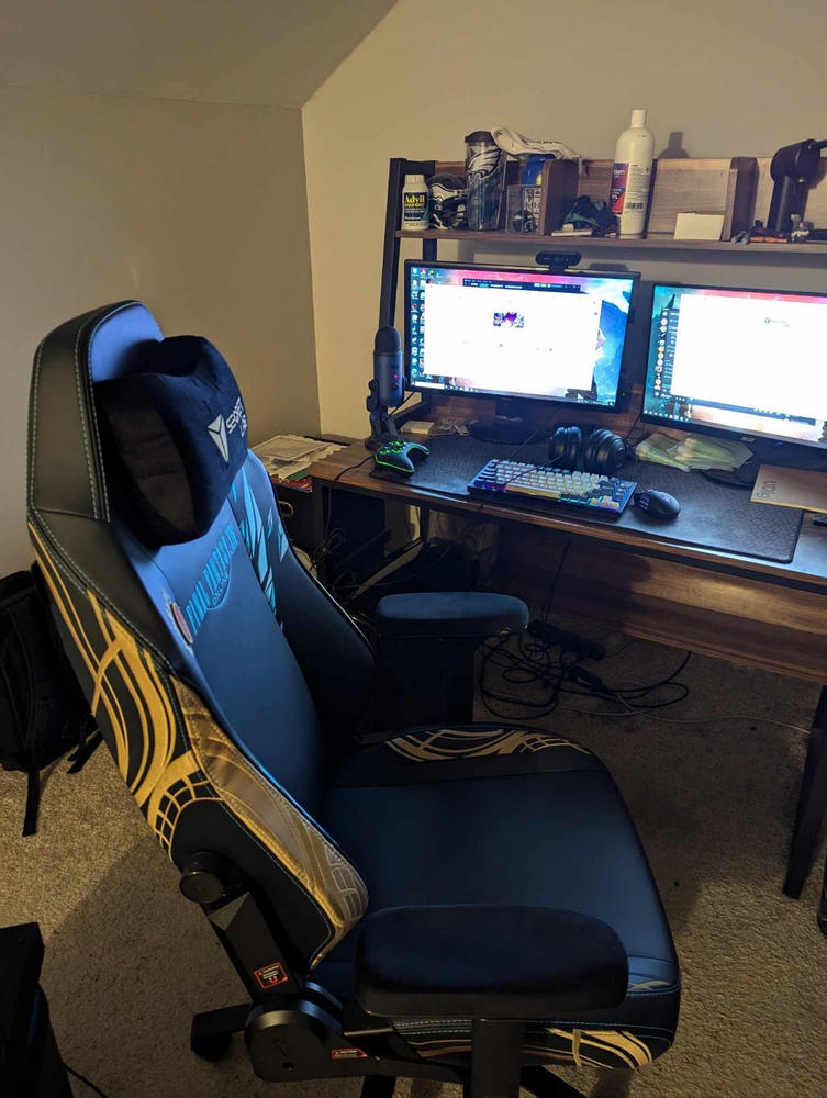 Secretlab TITAN Evo - Regular - NEO Hybrid Leatherette (0107) - Customer Photo From Adam Lane