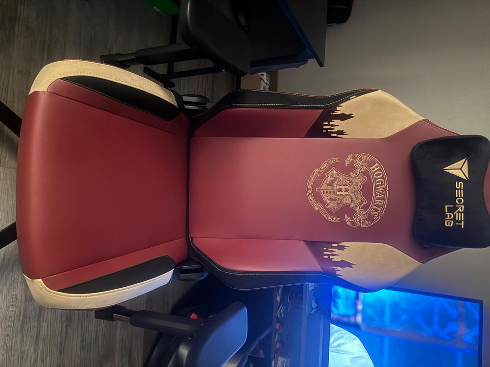 Secretlab TITAN Evo - Regular - NEO Hybrid Leatherette (0107) - Customer Photo From Shaun Reeves