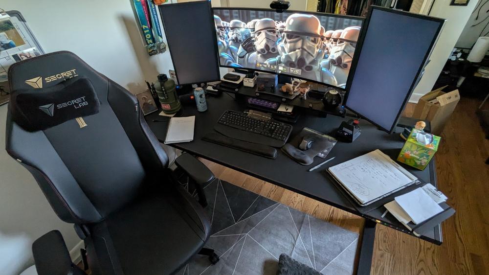 Secretlab TITAN Evo - Regular - NEO Hybrid Leatherette (0107) - Customer Photo From Rob Kopp